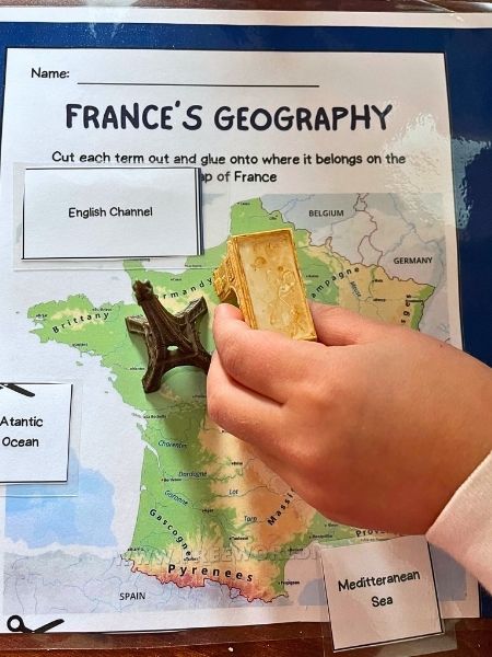History Activity about France for Preschoolers and Kindergarteners